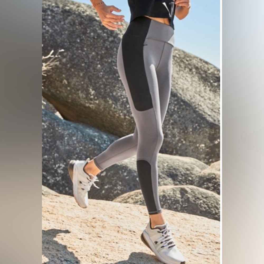 High Waisted Motion365 Leggings *LIKE NEW*
